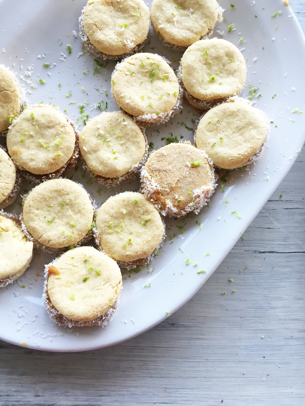 alfajores with lime