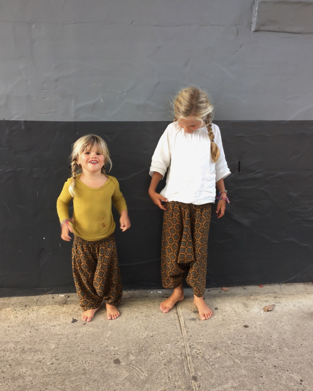 Ivy and Marlow in Bellingen