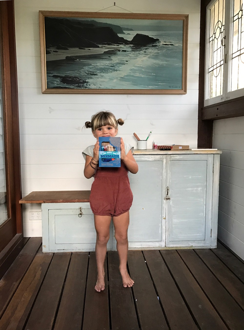 mermaids_marlow-holding-package